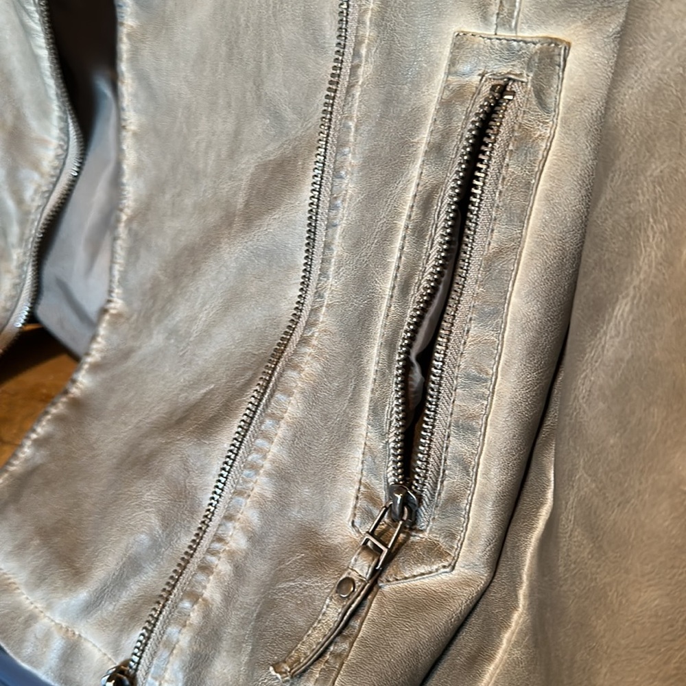 Max studio jacket - Medium - Picture 3 of 6